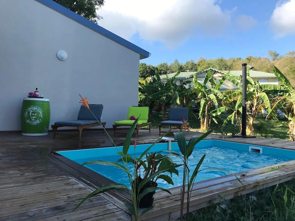 Villa With 2 Bedrooms In Le Diamant With Private Pool Enclosed Garden And Wifi 150M From The Beach