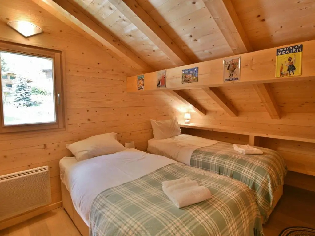 Chalet Le Grand-Bornand, 6 pièces, 8 personnes - FR-1-391-47