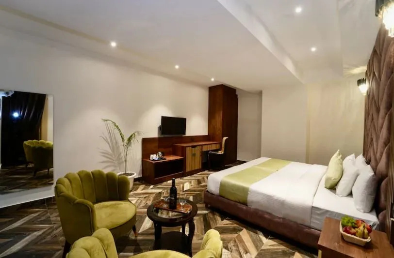 Grand Luxotica By DLS Hotels