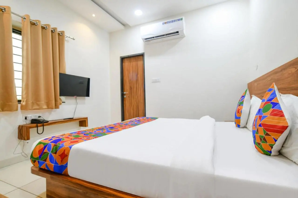 Hotel O Adiyogi Aura