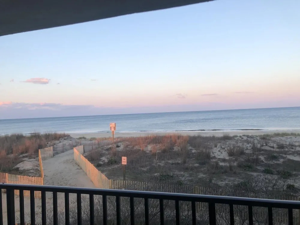 Bimini 107 2 Bedroom Condo by RedAwning