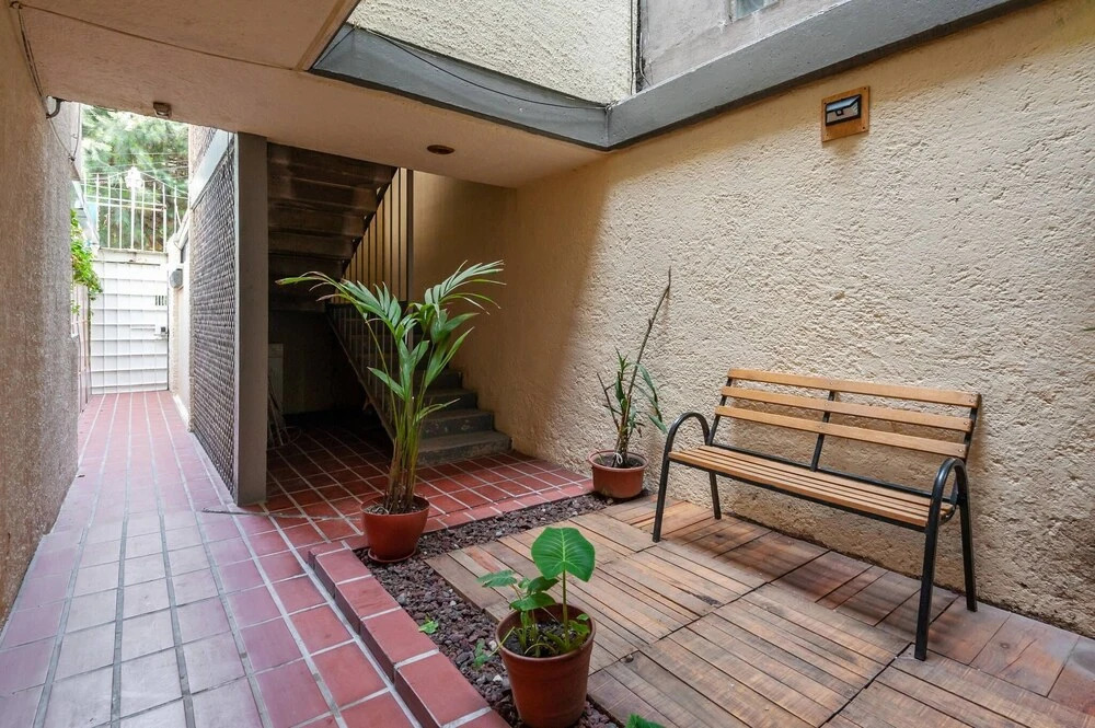 Big Room With Self Contained Services Cdmx