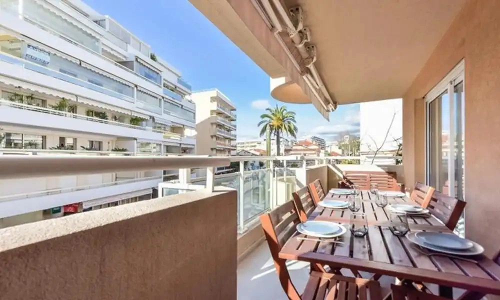 Apartment in Palm Beach Near Croisette