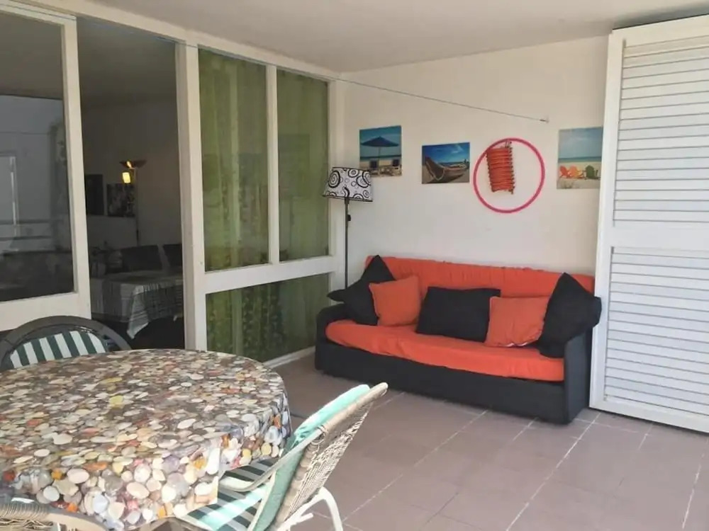 Apartamento Politur J-18
