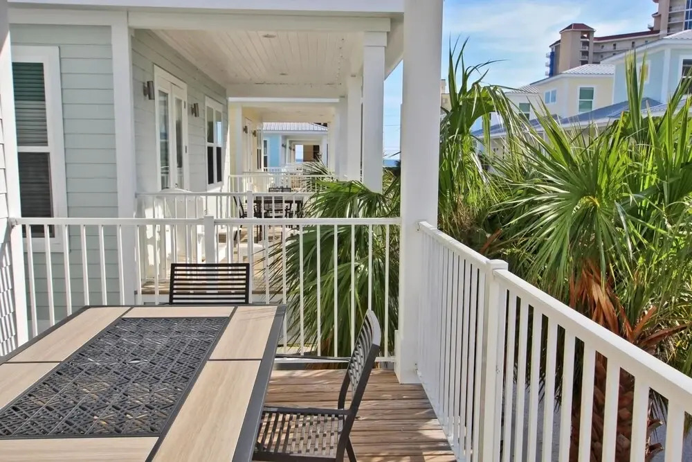 Hang 10 East Point Cottages Unit H by Youngs Suncoast