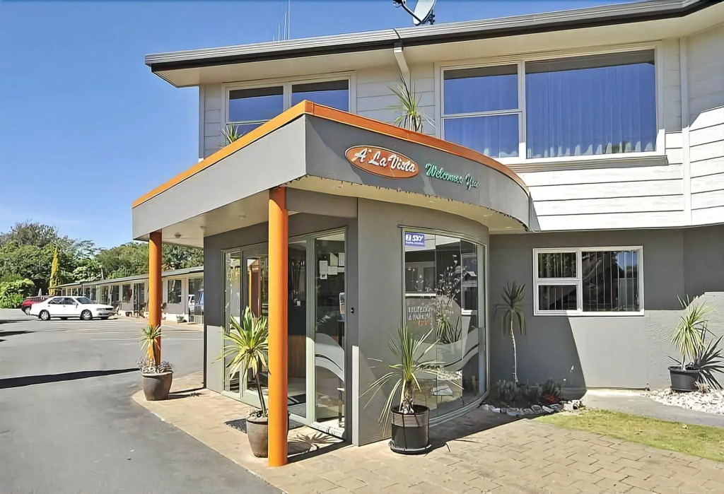 ALa Vista Motel
