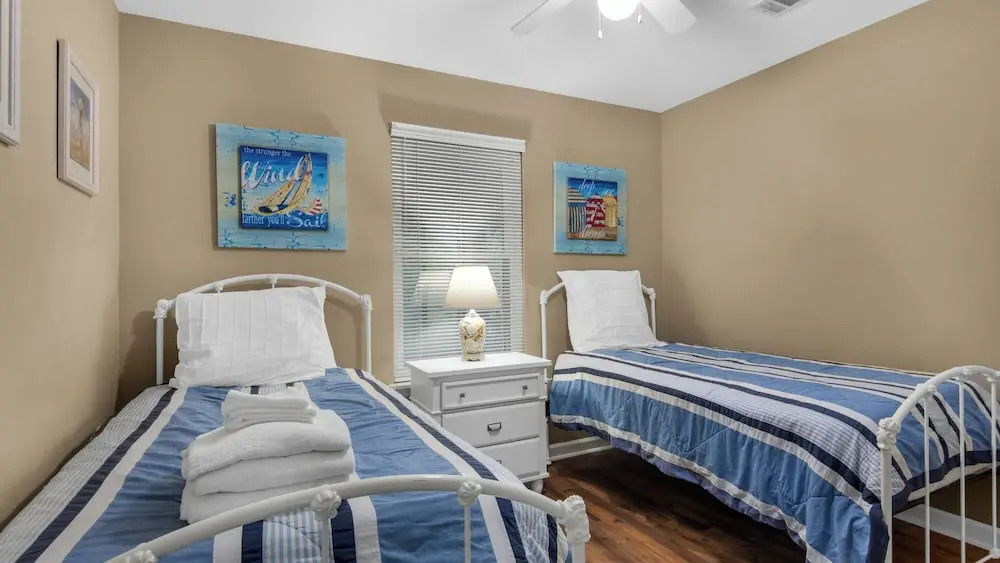 Pet Friendly on Canal in Old Seagrove - Next to Seaside & 3 Blocks to Beach!
