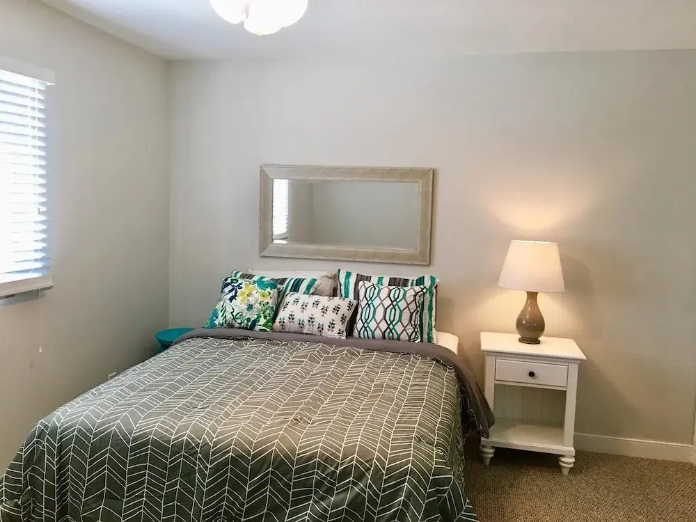 Bayard Avenue 2202a