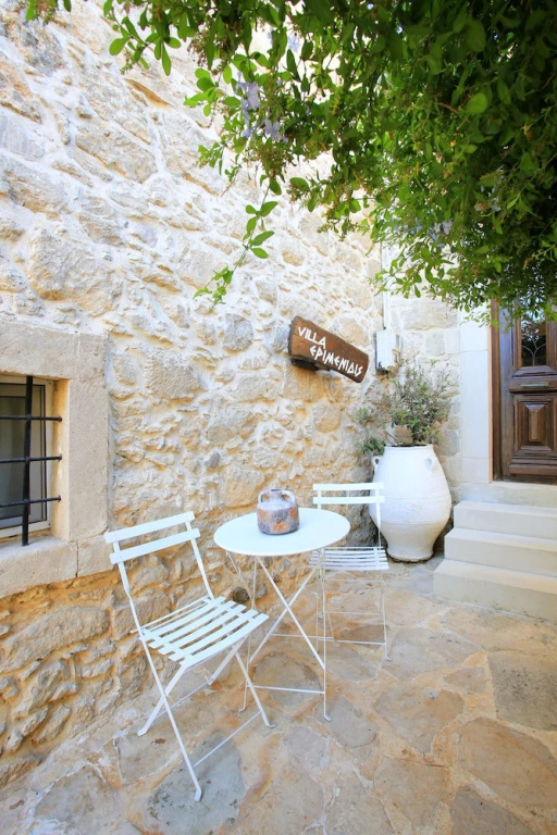 Villa Epimenidis