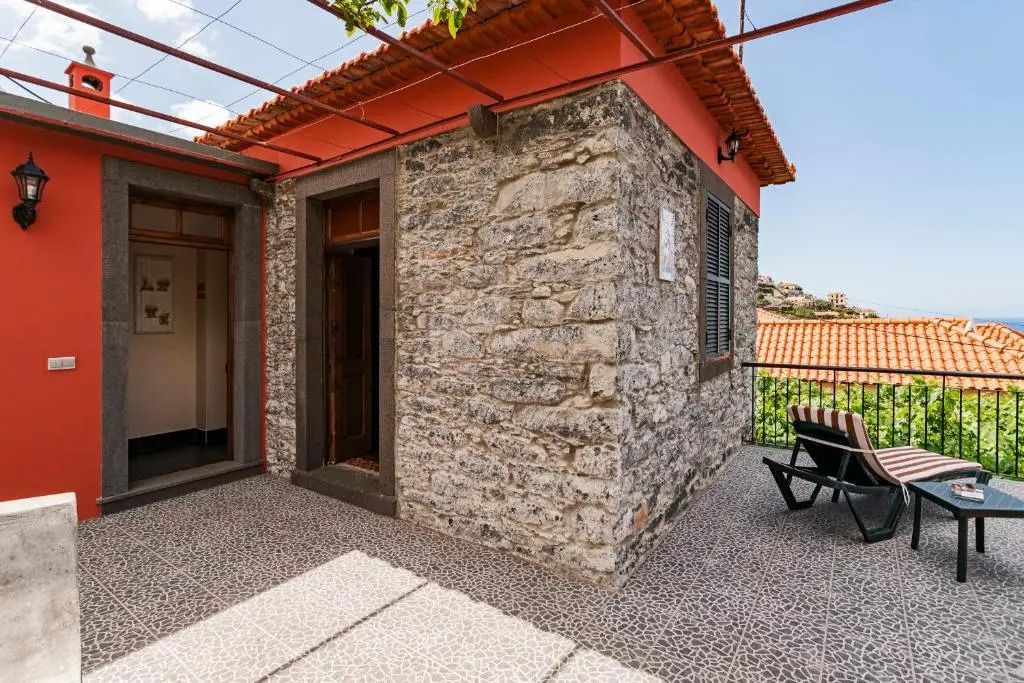 Casa da Aldeia by An Island Apart