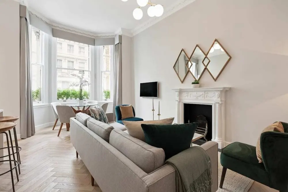 Elegant 3 Bed Apt W/terrace Near Kensington