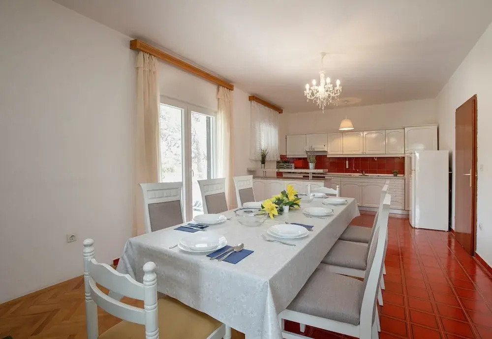 Beachfront Apartment Gaj 6
