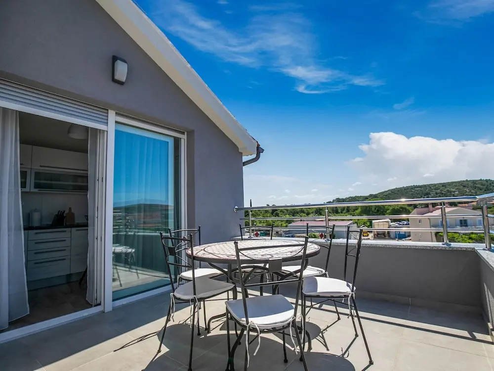 Newly Built Modern Apartment With Private Terrace and sea View