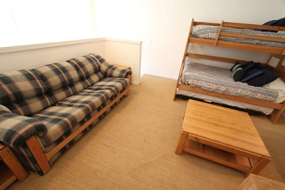 Summit 22 2 Bedrooms 2 Bathrooms Condo