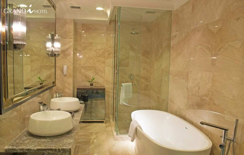 I Hotel Batam