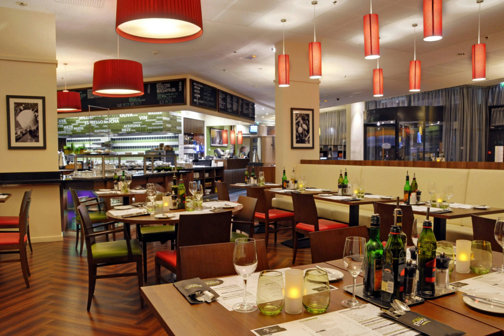 Courtyard by Marriott Paris Saint Denis