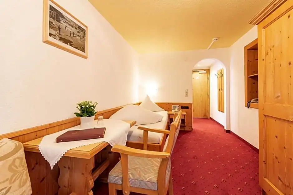 Hotel Garni Tyola
