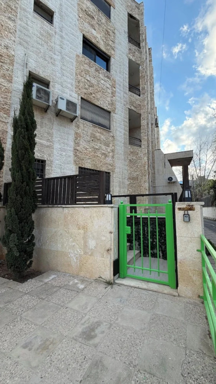 3bedroom Apartment Private Intrance 011