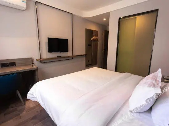7 Premium Hotel (Shenyang shenbeihu Shitai University Town store)
