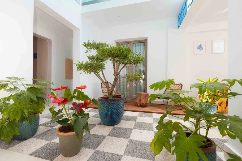 Serenity Spritz Boutique Hotel