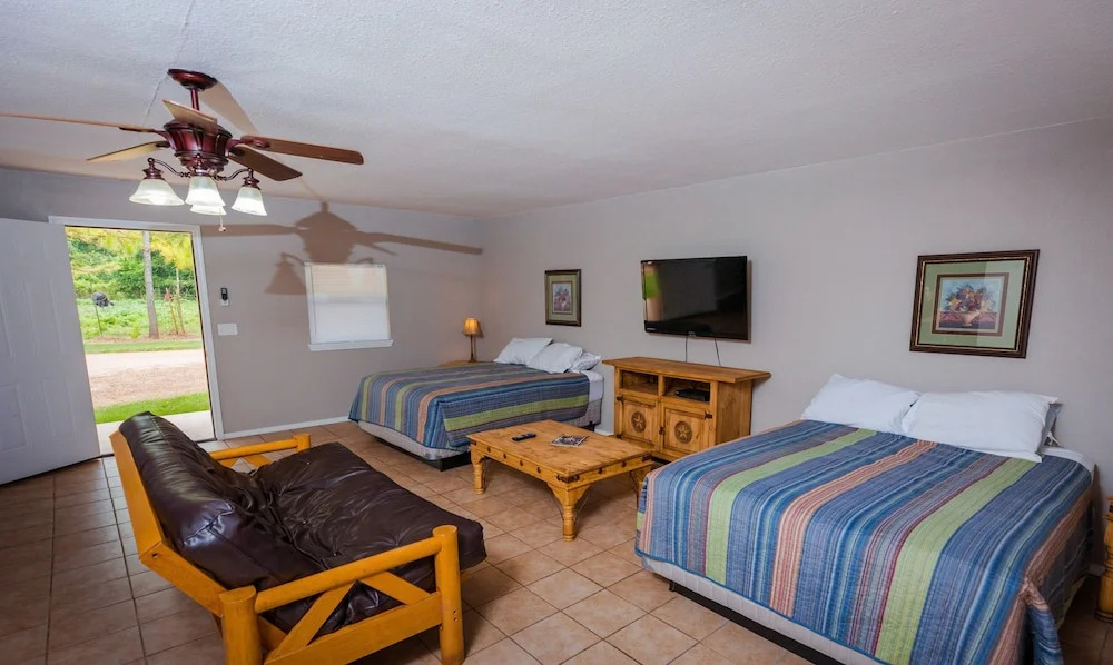 Deer Creek Cabins and Lodge
