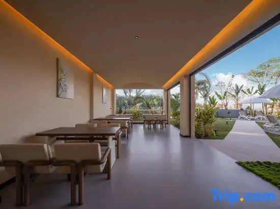 Three-color Yunhe B&B (Xishuangbanna Jinghong Mengxi Big Buddha Temple Manhona Branch)