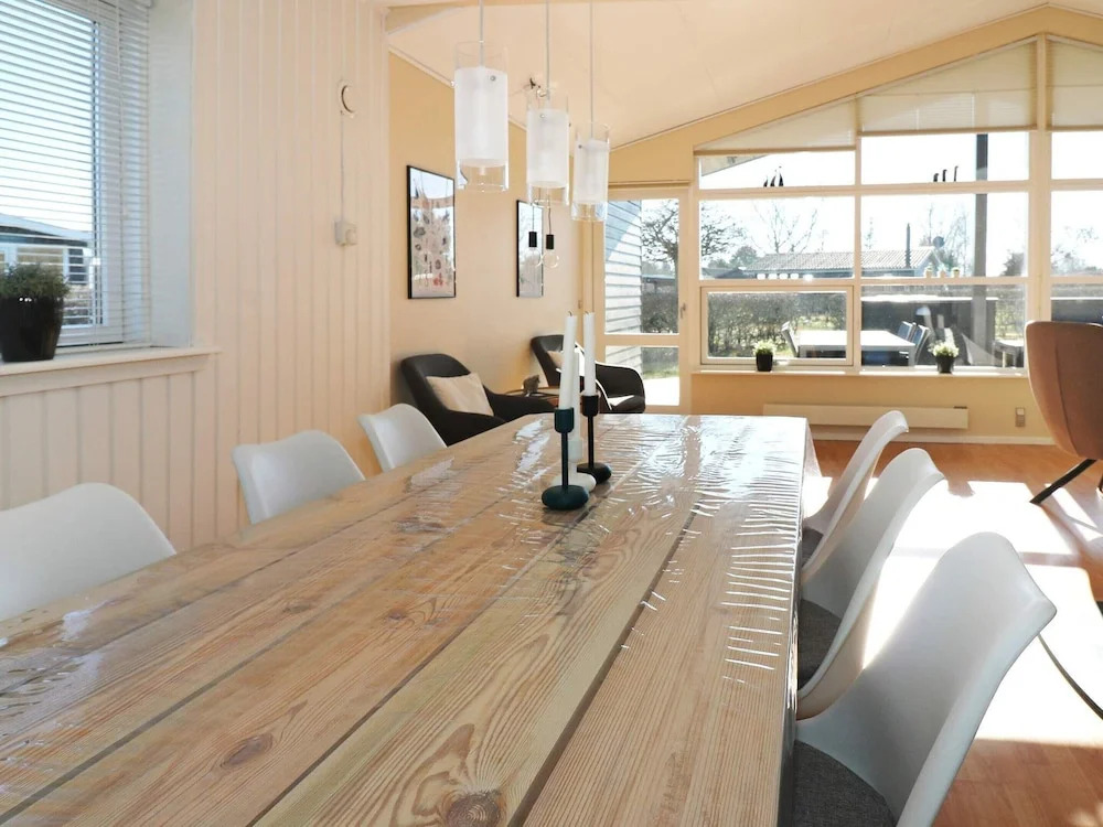 6 person holiday home in Hadsund