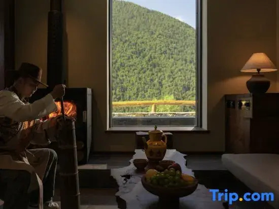 Shanshangshan • Yunyang Resort (Shuangqiao Valley Scenic Area)