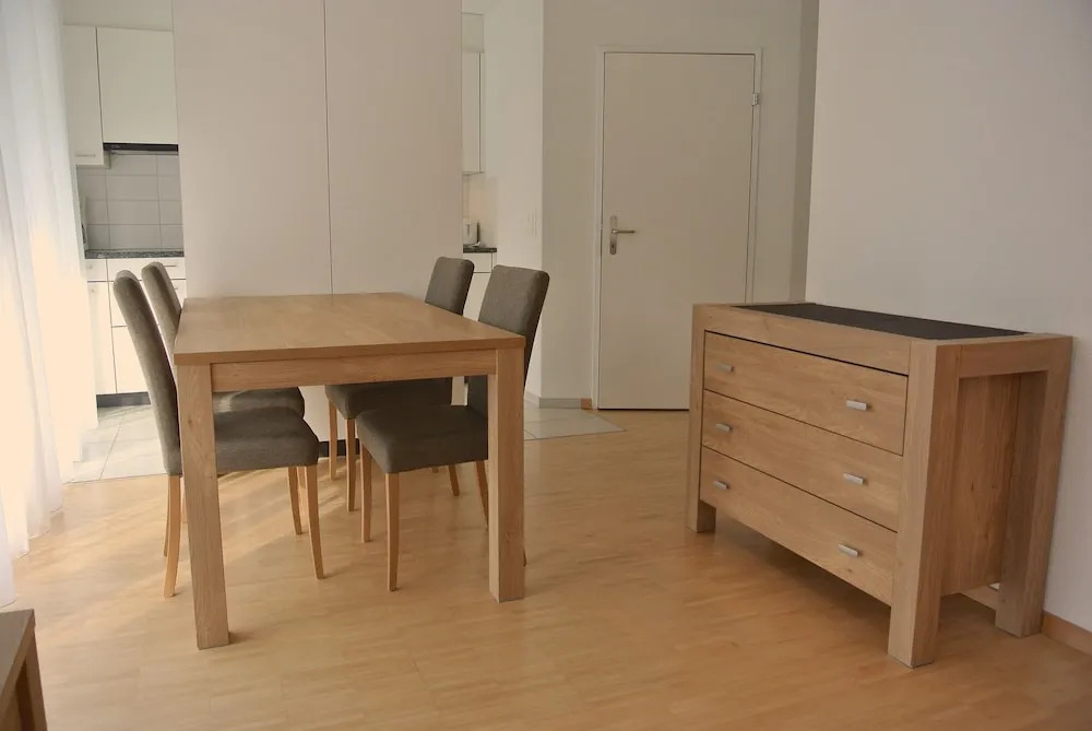 Nest - Lauriedstrasse 9