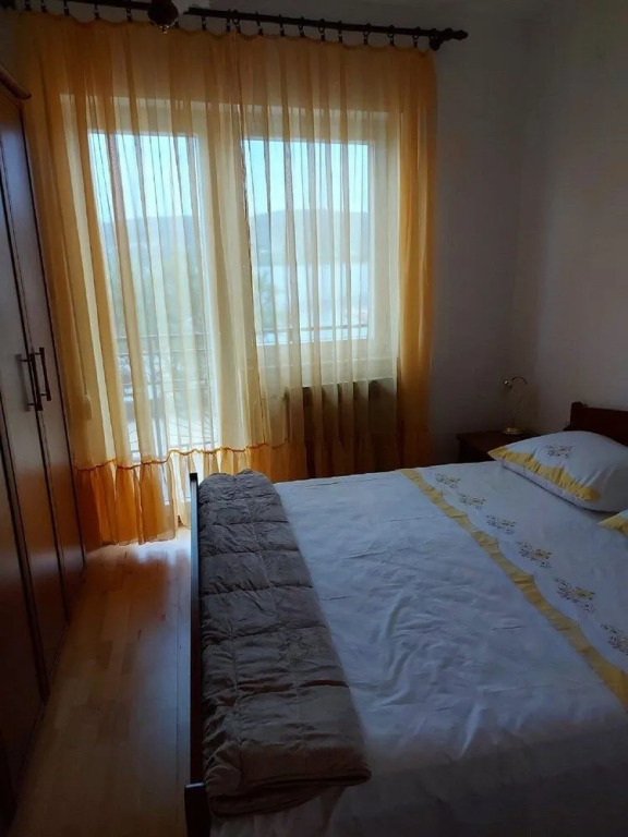 Apartment Luka