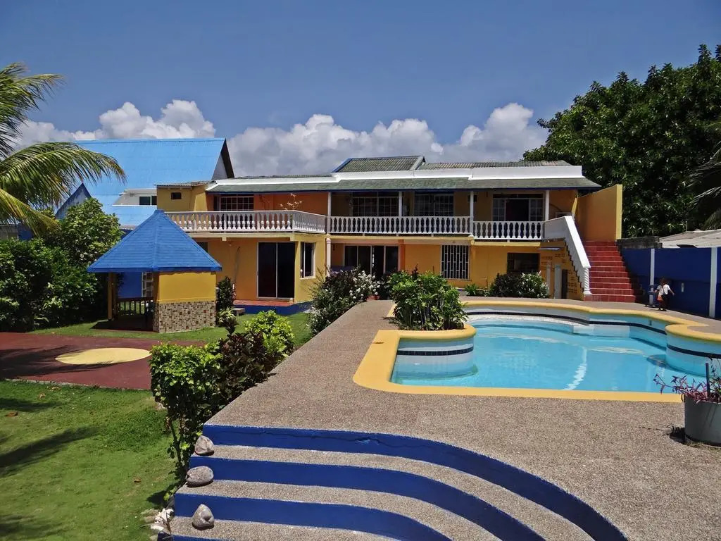 Green Wave House