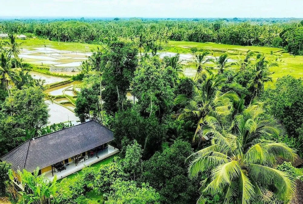 bucu hidden guest house, and meditation center