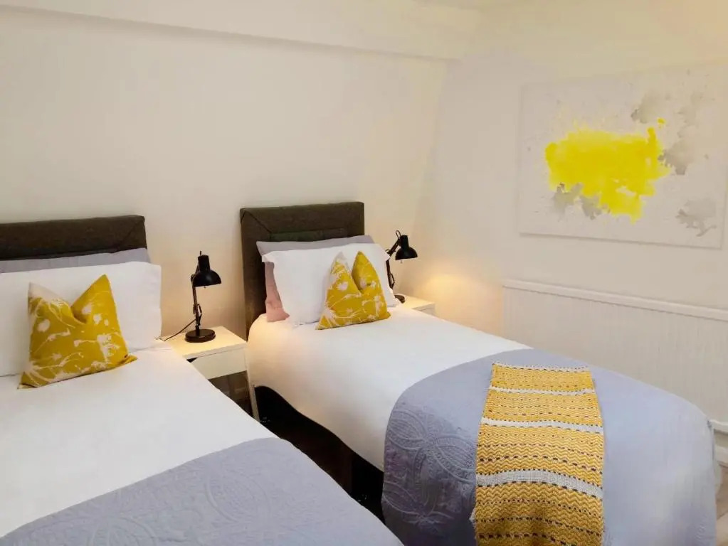 Manor Suite Apt 2 Bed Apt Central Headington close to Oxford Hospitals