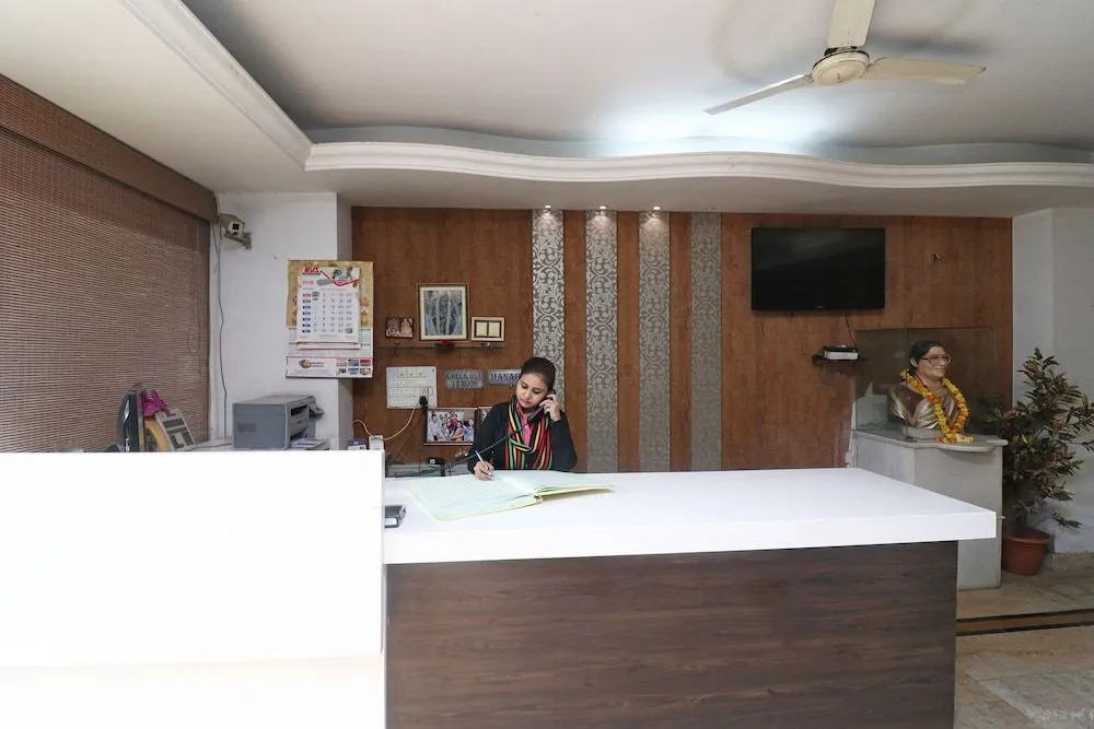 OYO 24680 Hotel Devansh
