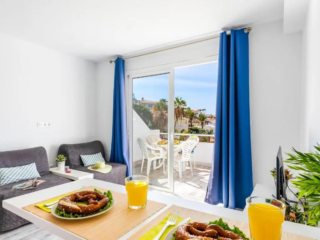 536B Cozy 1 bedroom, pool, terrace, sun lounger