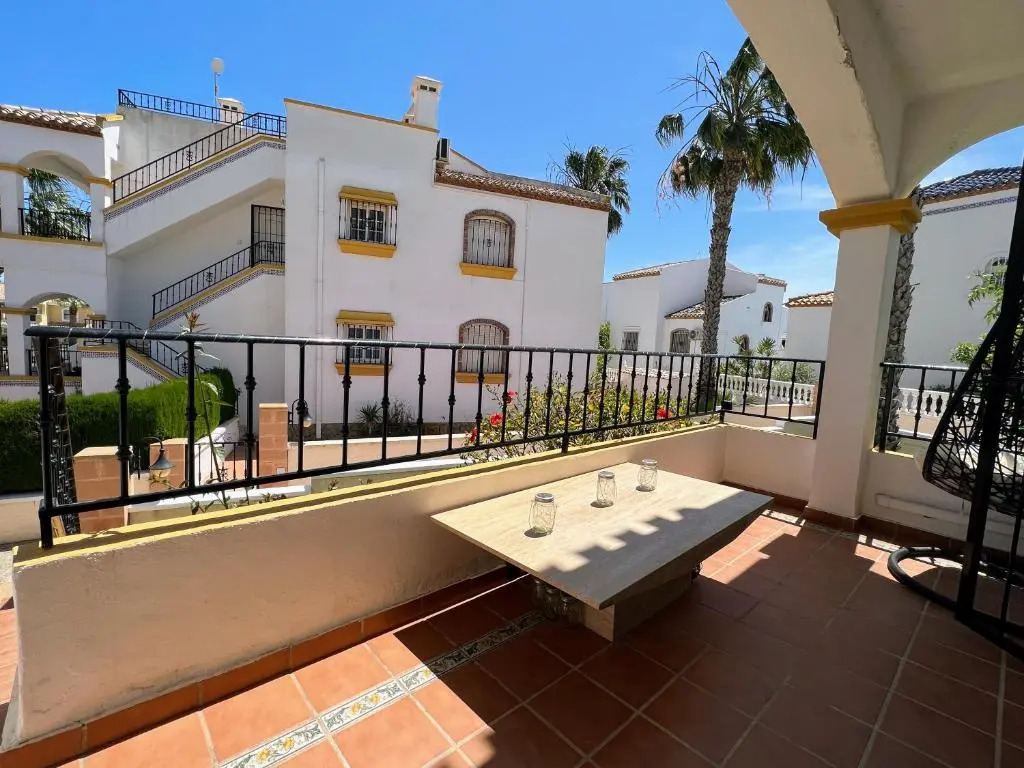 Nice Ground Floor Apartment with Communal Pool in Los Dolses LD279