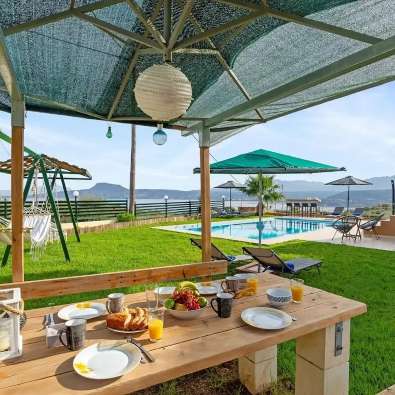 Villa Roula 3BR Seaview Villa in Chania