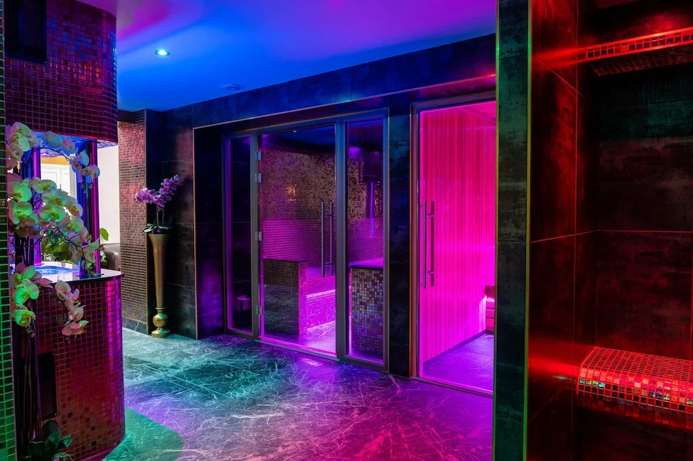 Ashbys Accommodation & Spa hire