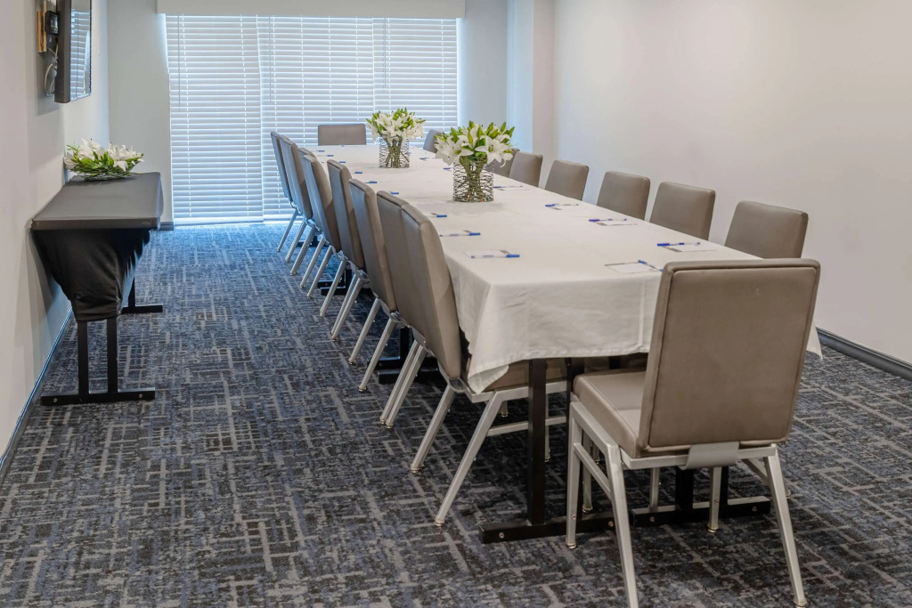TRYP by Wyndham Savannah