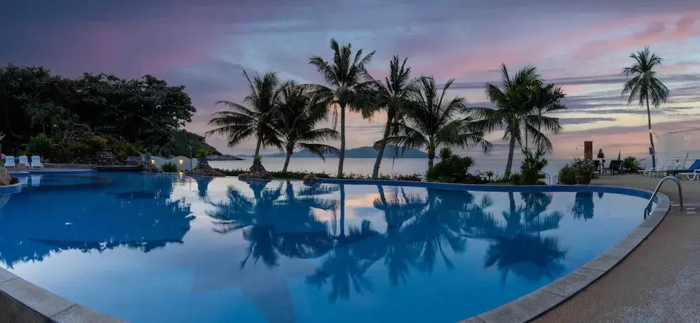 4 Bed Pool Villa Steps from the Beach - KBR34