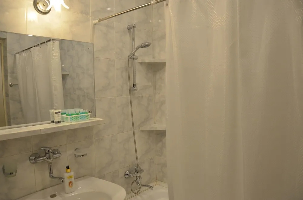 Hotel 125