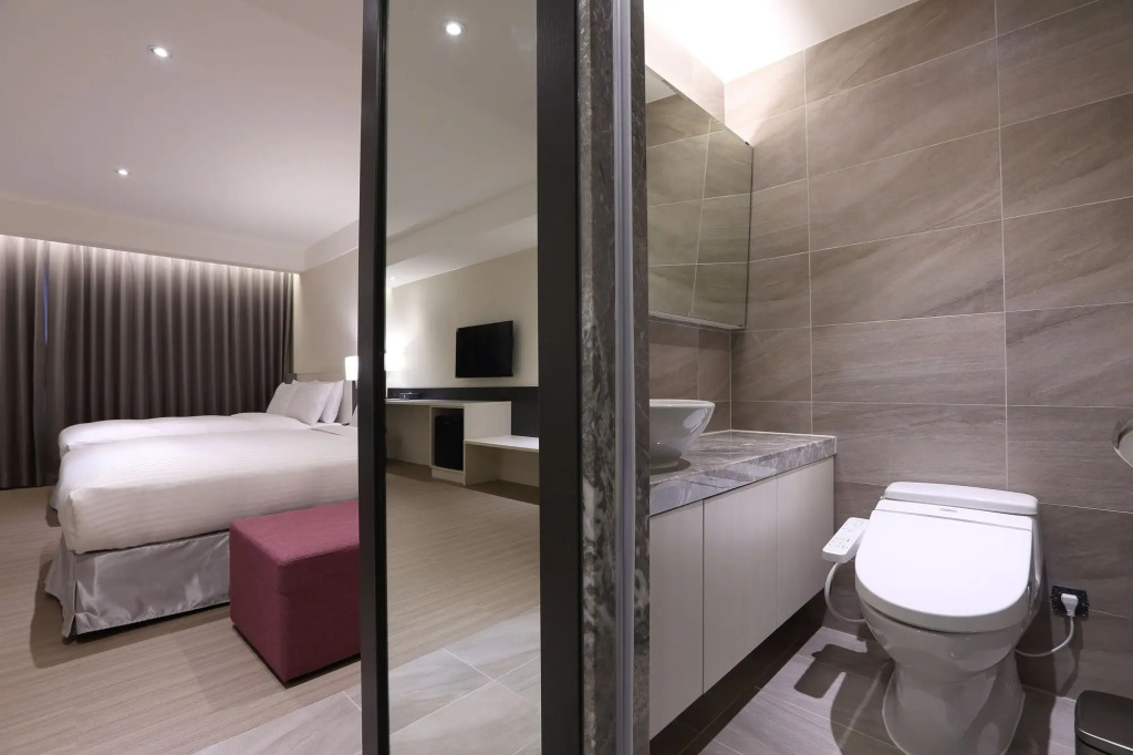 Full Kind Hotel