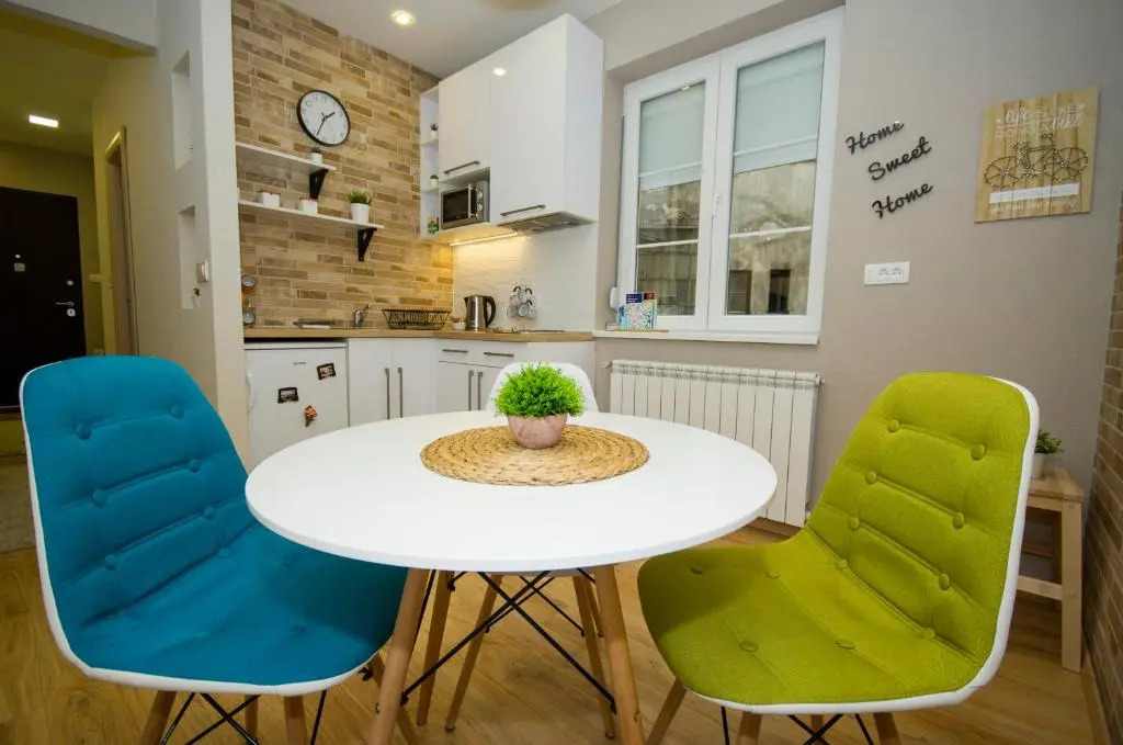 Belgrade CITY CENTER Apartments PARKING 12e - 7 min by walk TERAZIJE