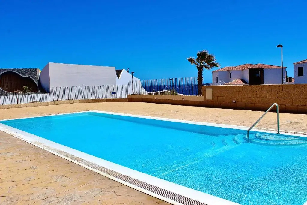 2BDR Ocean view apartment
