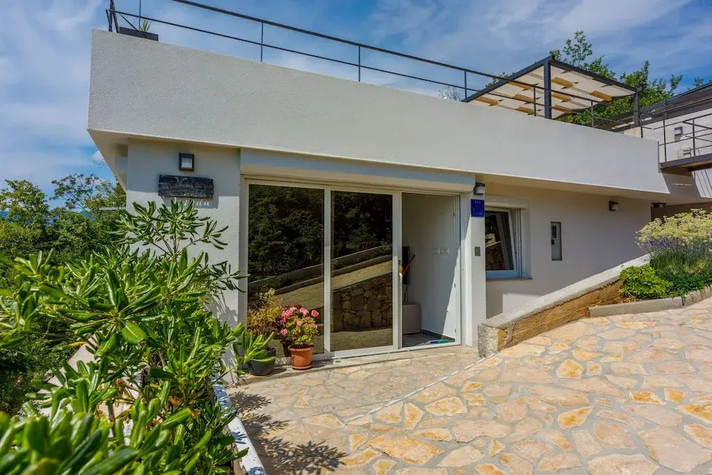 House Linda 2