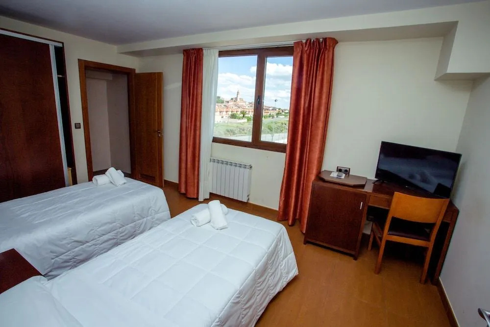 Hotel Villa De Cárcar