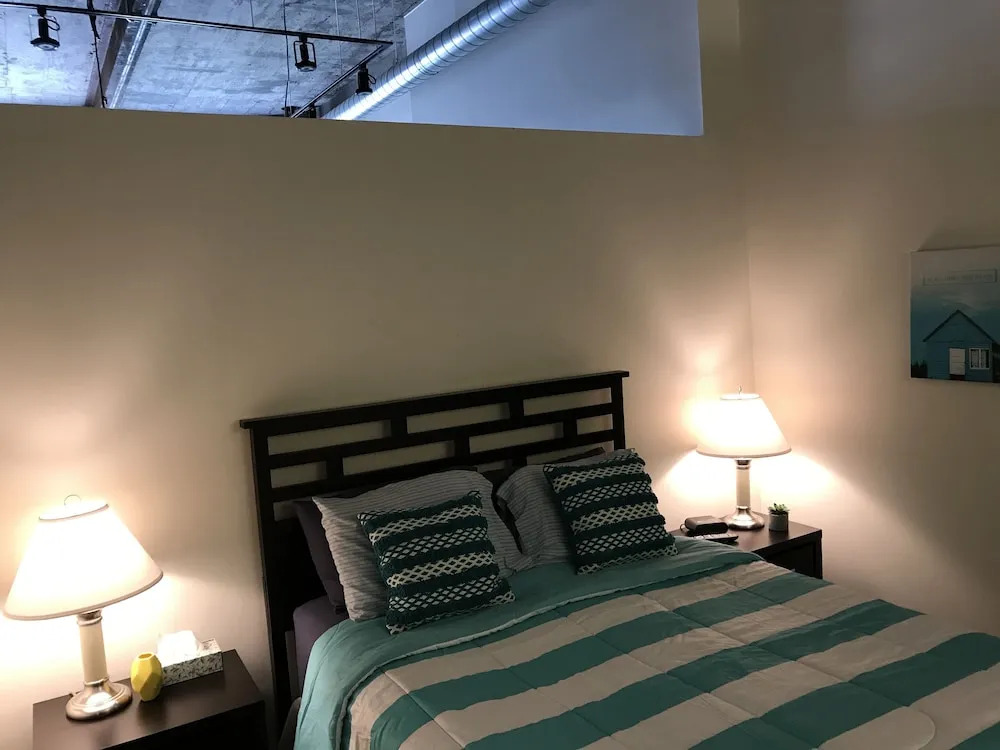 Apartments-Stay Smart Strip District