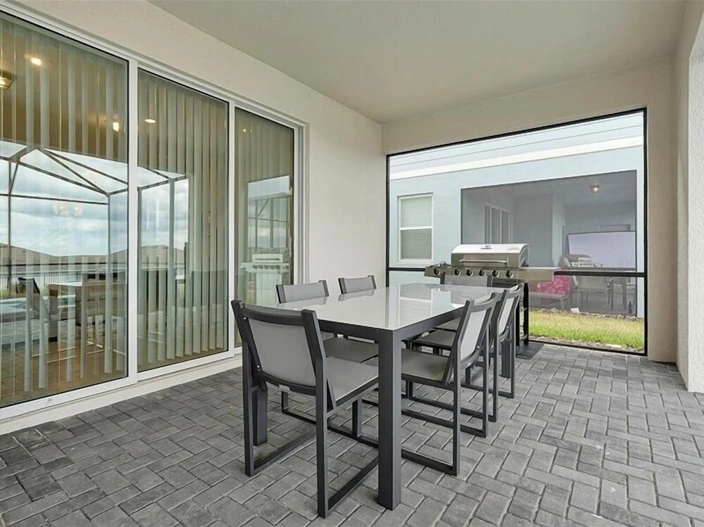 Brand New Vacation Retreat, Spa, Bbq Grill -4405wi 7 Bedroom Home by Redawning