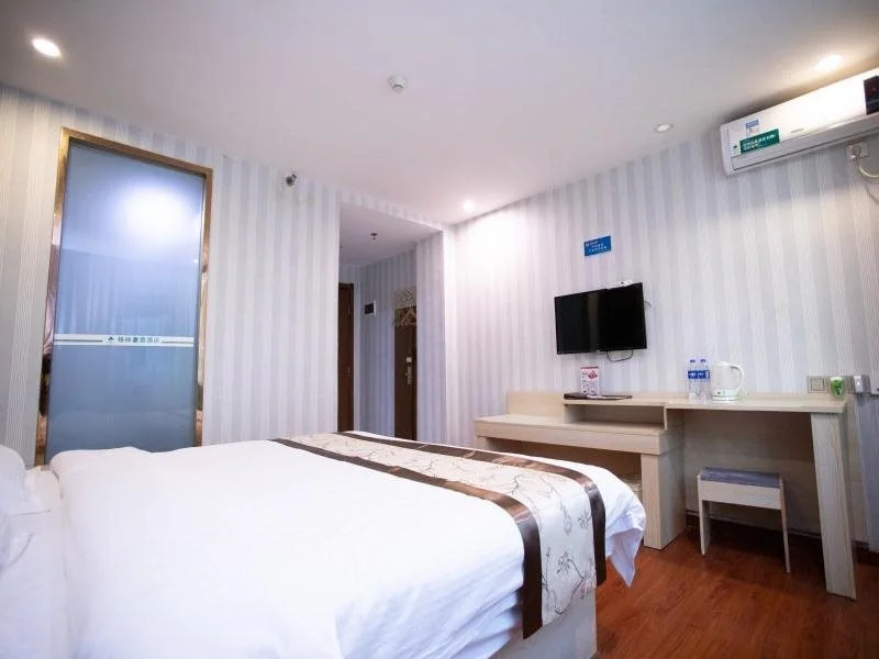 GreenTree Inn QuanZhou BaoZhou Road Wanda Express