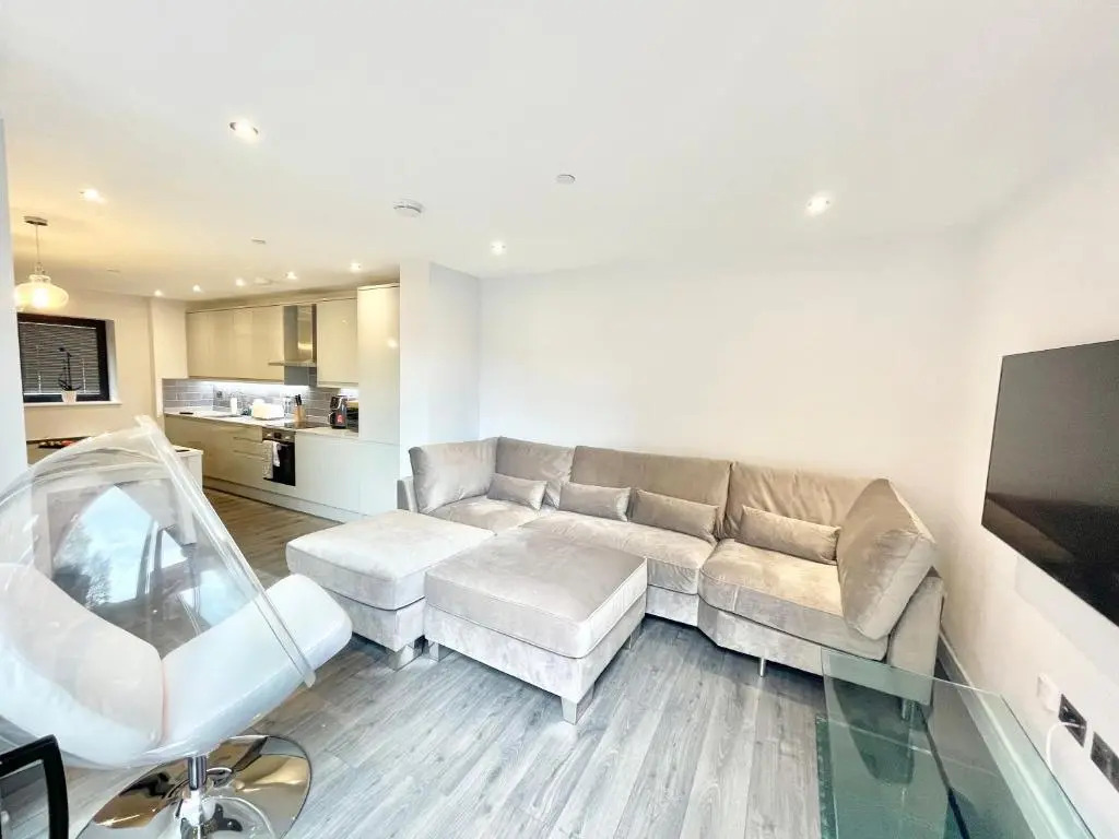 D  D Luxury Apartments